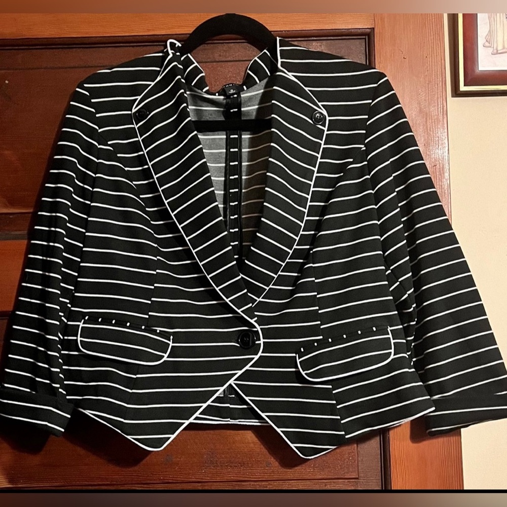 Torrid Black and White Stripped Blazer